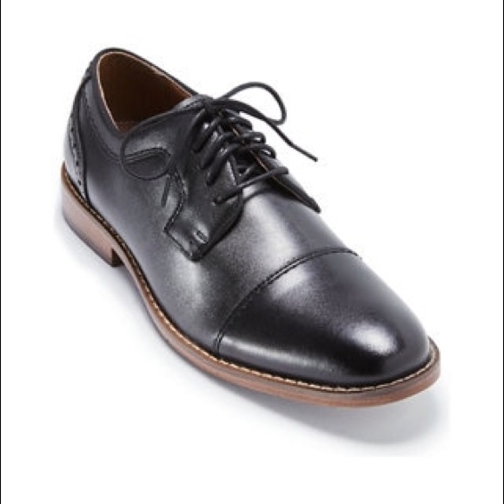 Brand New Men’s Lace-Up Shoes